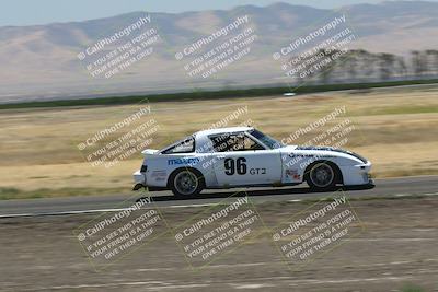 media/Jun-01-2024-CalClub SCCA (Sat) [[0aa0dc4a91]]/Group 2/Race/